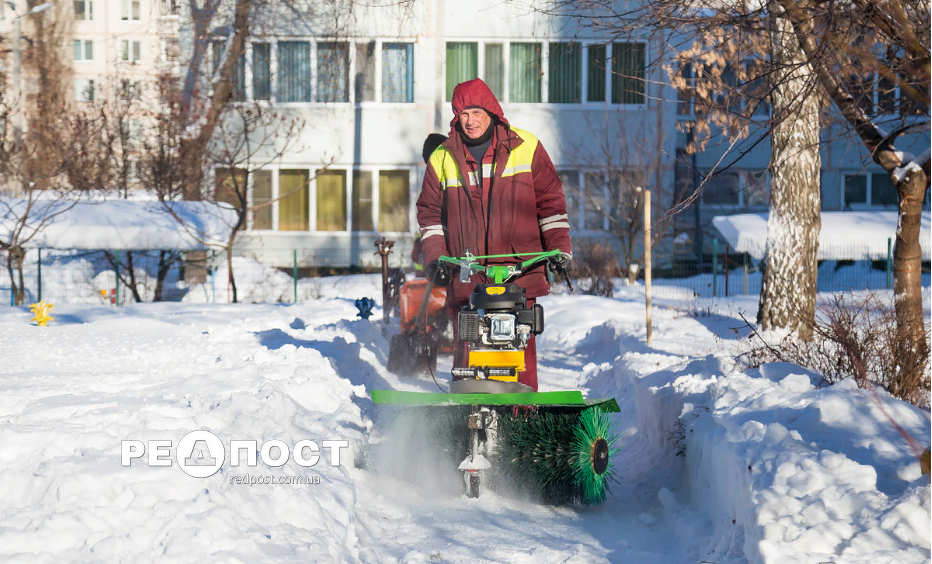 Снегоуборочную технику в Харькове планируют приобрести